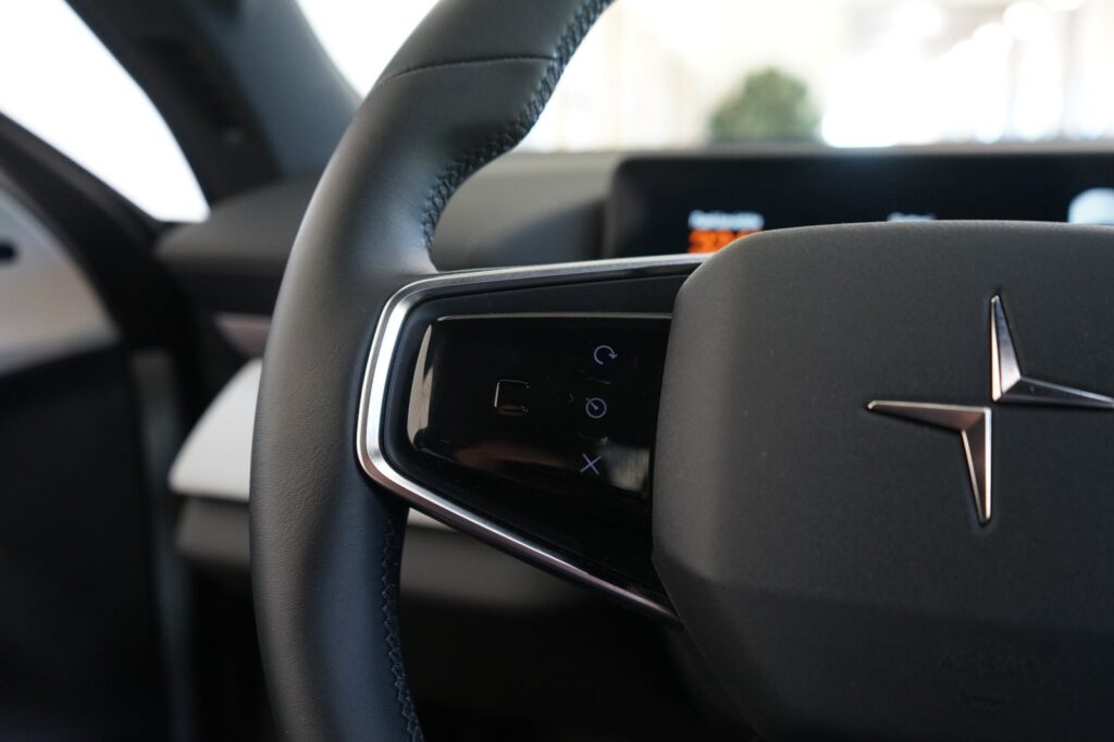 Polestar 4
