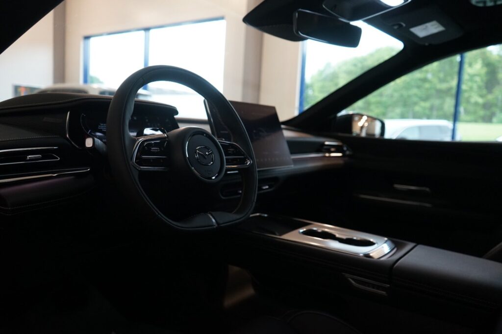 Mazda 6e