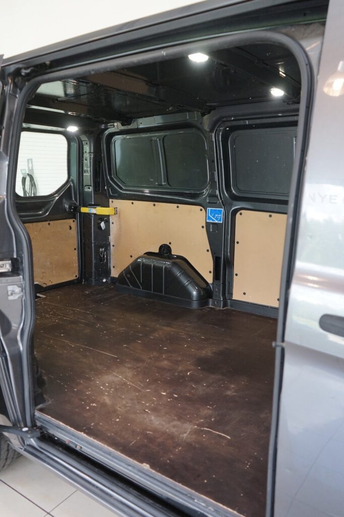 Ford Transit Custom 270 L1