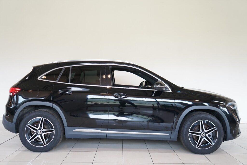 Mercedes EQA250